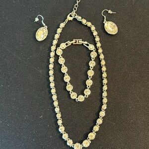 Vintage AVON jewelry set - earrings, necklace, bracelet